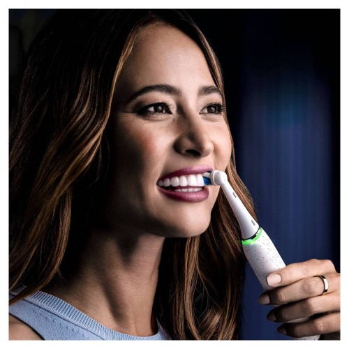 Электрическая зубная щетка Oral-B iO 10 Stardust White