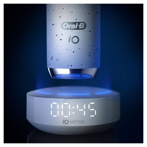 Электрическая зубная щетка Oral-B iO 10 Stardust White