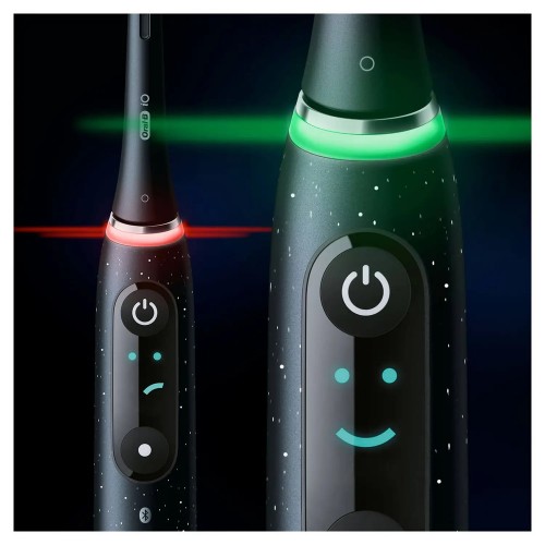 Электрическая зубная щетка Oral-B iO 10 Cosmic Black