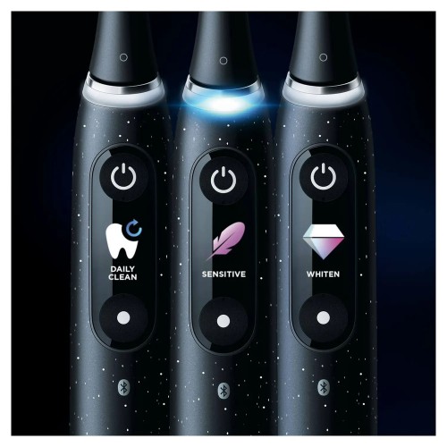 Электрическая зубная щетка Oral-B iO 10 Cosmic Black